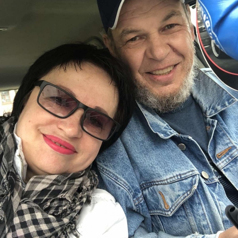 Антоніна Євгеніївна з Костянтином Алійовичем.