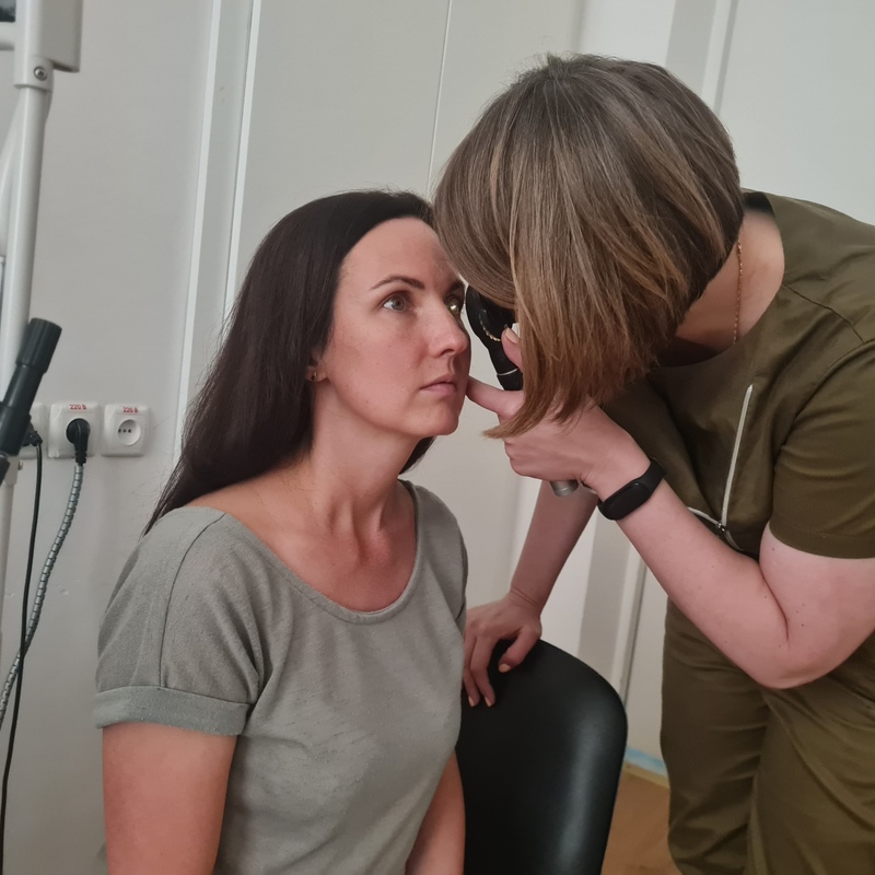 Півнева Тетяна Миколаївна проводить діагностичне обстеження.